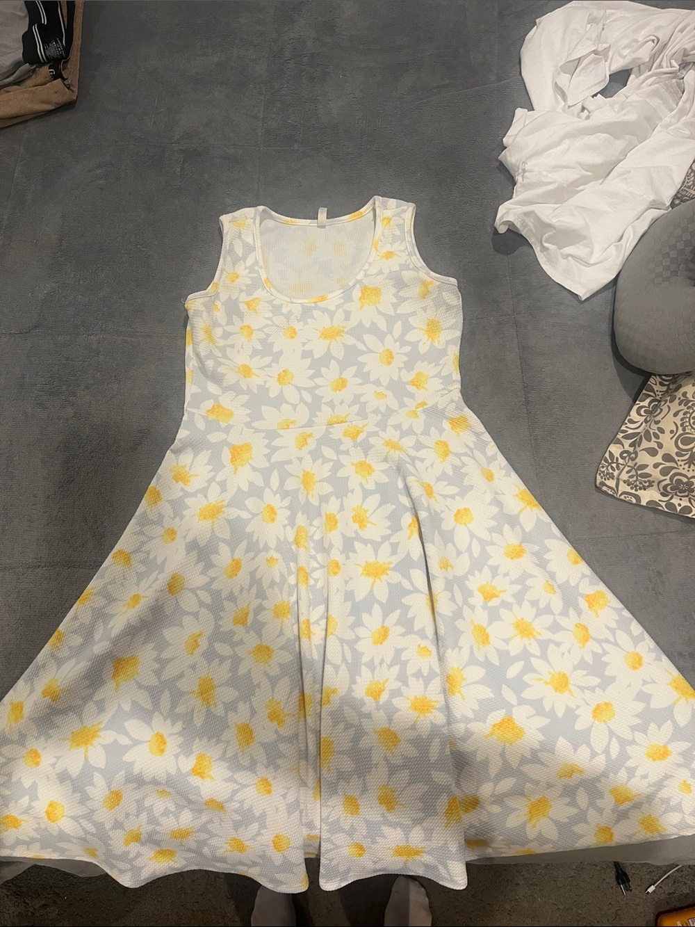 Gilli White & Yellow Floral Fit-and-Flare Dress